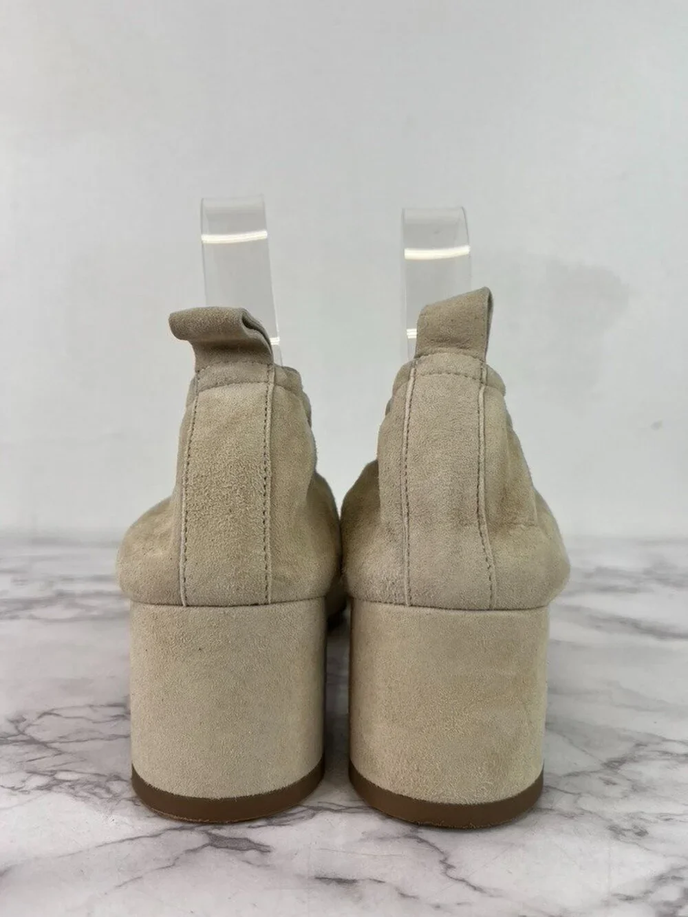 Everlane women taupe